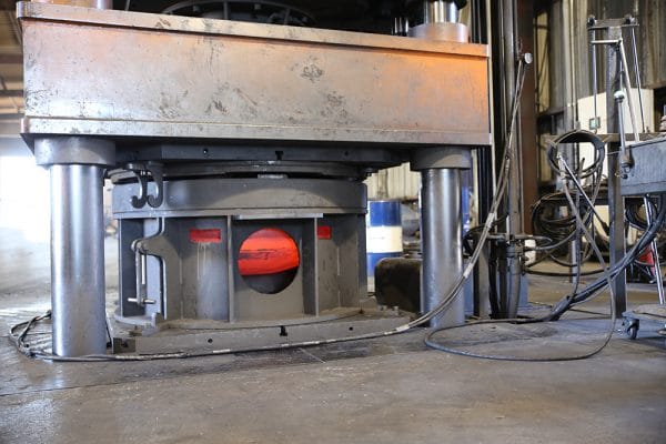Pressed Hot-formed Tank Head in furnace | Baker Tankhead
